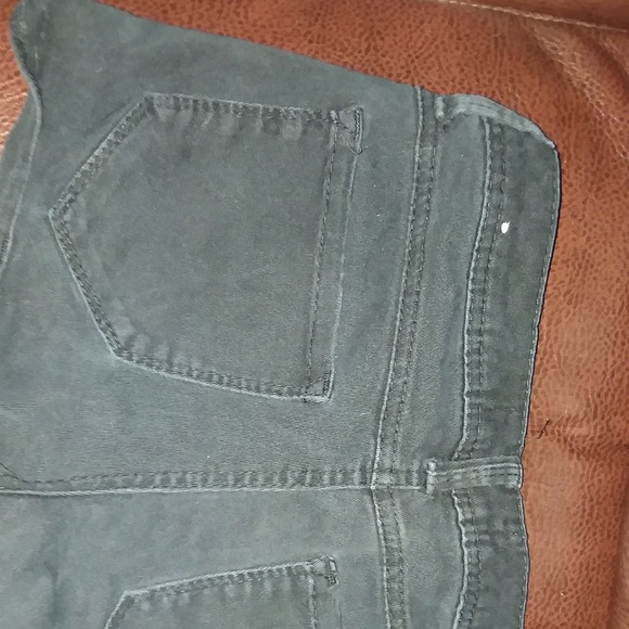 Lot of Shorts size 9 - Picture 7 of 7